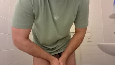 Snapshot of sharo_2000 chatting on 03.27.26 Sharo snp sch asef15 online show from 03.27.26