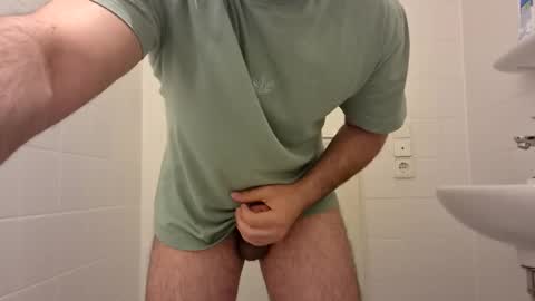 Snapshot of sharo_2000 chatting on 03.28.26 Sharo snp sch asef15 online show from 03.28.26