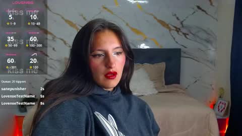 ESTEFI  online show from 06.06.26
