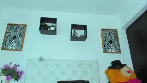 Snapshot of sharon_smiith_ chatting on 01.24.25 sharon_smiith_ online show from 01.24.25