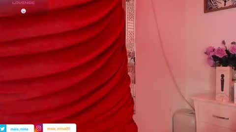 Snapshot of sharon_smiith_ chatting on 10.10.25 sharon_smiith_ online show from 10.10.25