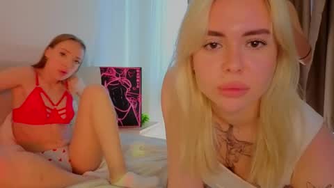 Lola and Stacey online show from 06.02.26