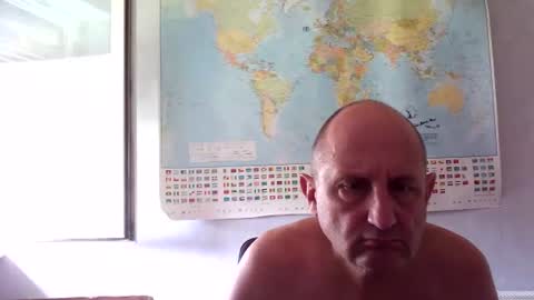 Snapshot of sharpshoder chatting on 06.20.26 Peter online show from 06.20.26