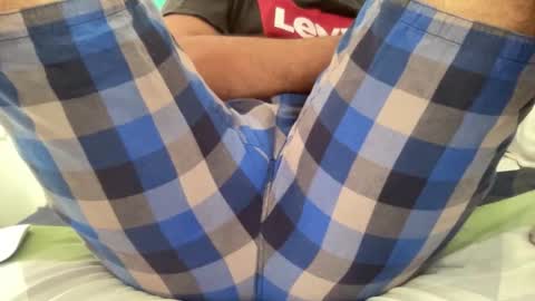 Snapshot of shash2014 chatting on 11.19.25 Shashii online show from 11.19.25