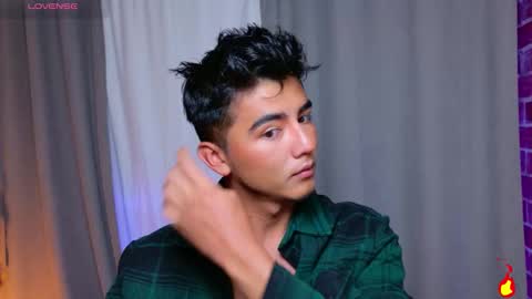 Snapshot of shawn__sanderson chatting on 03.25.26 Shawn online show from 03.25.26