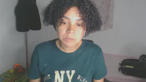 Shayna online show from 11.25.25