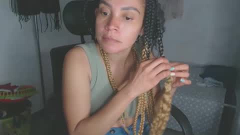 Snapshot of shayna_cute chatting on 04.28.26 Shayna online show from 04.28.26