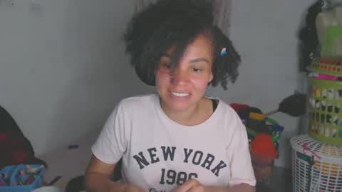 Snapshot of shayna_cute chatting on 05.15.26 Shayna online show from 05.15.26