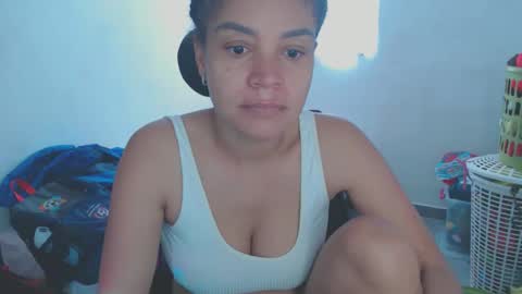 Snapshot of shayna_cute chatting on 06.06.26 Shayna online show from 06.06.26