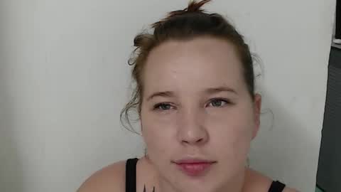 shayrafox4u online show from 10.22.25