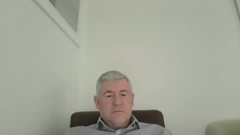 Snapshot of she52 chatting on 11.24.25 she52 online show from 11.24.25