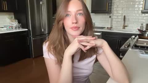 Snapshot of sheababyyy chatting on 06.11.26 Shea xx online show from 06.11.26