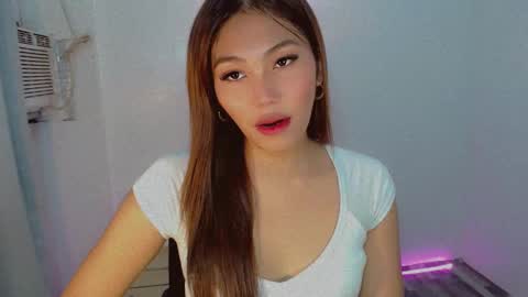 Snapshot of shealana69 chatting on 12.03.24 MY IG Shealana69 online show from 12.03.24