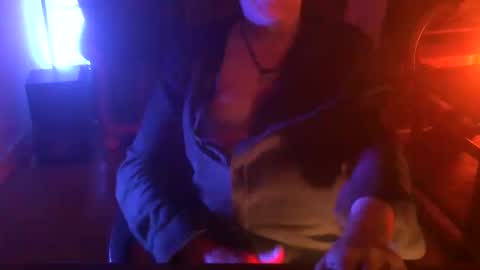 Snapshot of shecarol chatting on 09.28.25 SheCarol online show from 09.28.25