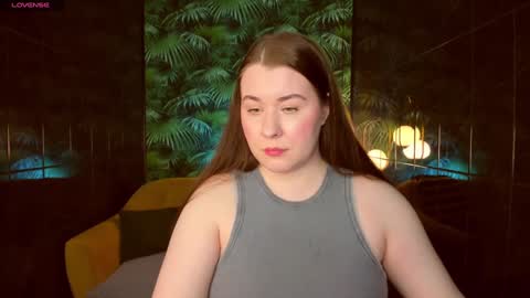 Snapshot of shedar_pretty chatting on 12.17.24 Shedar online show from 12.17.24