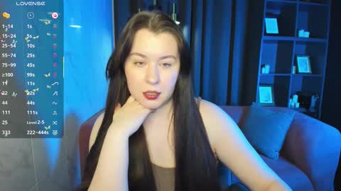 Snapshot of shedar_pretty chatting on 10.17.25 Shedar online show from 10.17.25