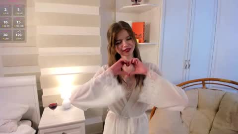 Snapshot of shelleyborom chatting on 03.10.25 Sofia online show from 03.10.25