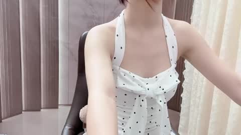 Snapshot of shellysan chatting on 04.14.26 Shelly online show from 04.14.26