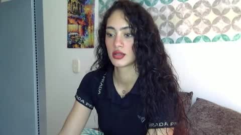 Snapshot of shelsy_d chatting on 04.16.26 S H E L S Y online show from 04.16.26