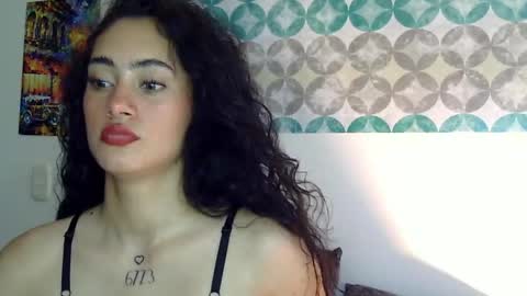 Snapshot of shelsy_d chatting on 04.16.26 S H E L S Y online show from 04.16.26