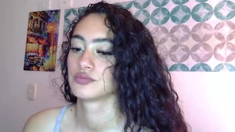 Snapshot of shelsy_d chatting on 05.13.26 S H E L S Y online show from 05.13.26