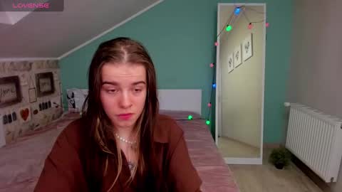 Snapshot of shelyymoon chatting on 02.17.25 ShelyMoon online show from 02.17.25