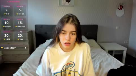 Snapshot of shelyymoon chatting on 10.12.25 ShelyMoon online show from 10.12.25