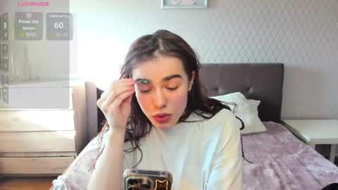 Snapshot of shelyymoon chatting on 10.18.25 ShelyMoon online show from 10.18.25