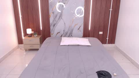 Snapshot of shena_nomy1 chatting on 12.13.25 shena_nomy1 online show from 12.13.25