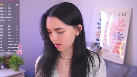 Snapshot of sheragroepper chatting on 04.08.26 Mira online show from 04.08.26