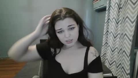 Snapshot of sheril_belton chatting on 10.08.25 sheril_belton online show from 10.08.25