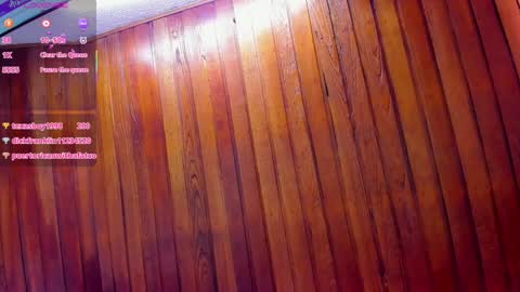 Snapshot of sherydan_love chatting on 02.06.25 mia online show from 02.06.25