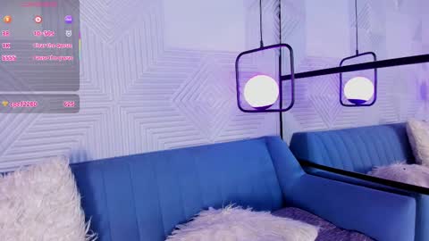 Snapshot of sherydan_love chatting on 02.10.25 mia online show from 02.10.25