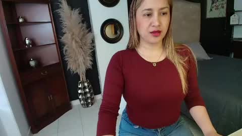 sheryl_jones online show from 05.08.26