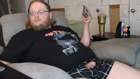 Snapshot of shifty885 chatting on 04.21.26 shifty885 online show from 04.21.26
