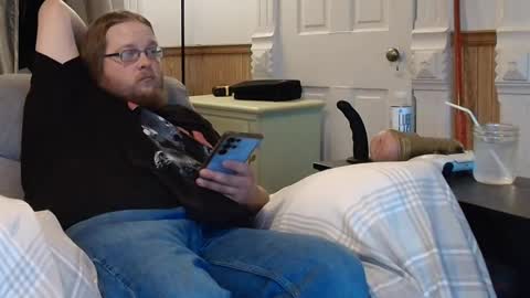 Snapshot of shifty885 chatting on 04.28.26 shifty885 online show from 04.28.26