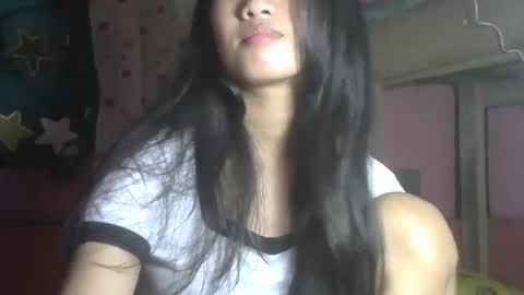 Snapshot of shimmering_kate chatting on 12.11.24 shimmering_kate online show from 12.11.24