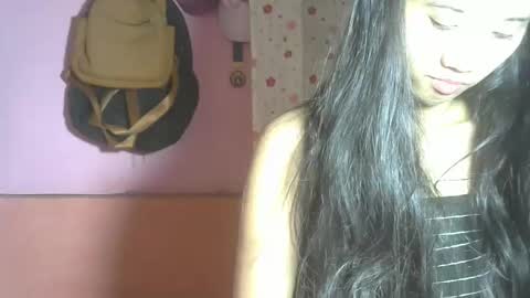 Snapshot of shimmering_kate chatting on 12.27.24 shimmering_kate online show from 12.27.24