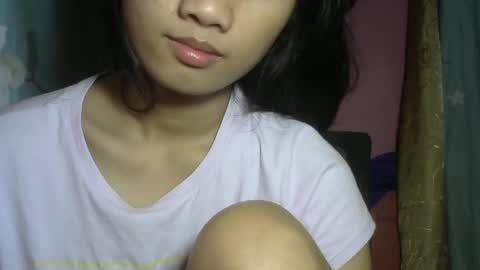 Snapshot of shimmering_kate chatting on 02.17.25 shimmering_kate online show from 02.17.25
