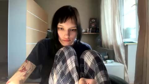 Snapshot of shirakranendonk chatting on 07.28.26 Nana online show from 07.28.26