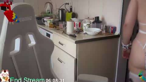 Im Lilu Rosenblum  Guys I have   ----Ill be glad to see you there online show from 06.16.26