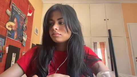Snapshot of shirleendurrah chatting on 04.26.26 Karin online show from 04.26.26
