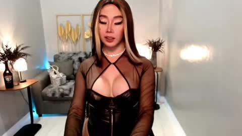 WET AND WILD YHANNA online show from 03.08.25