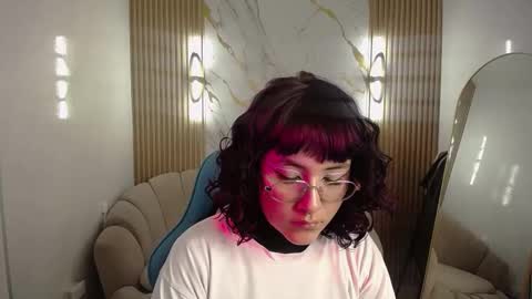 shizuko_b online show from 10.08.25