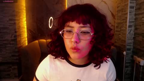 Snapshot of shizuko_b chatting on 10.09.25 shizuko_b online show from 10.09.25