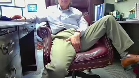 nikolas send dm for an appointment online show from 04.08.26