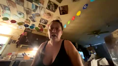 Snapshot of shorty920505 chatting on 05.29.26 shorty920505 online show from 05.29.26
