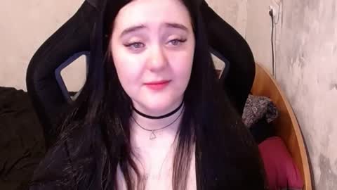 Snapshot of show_for_you chatting on 12.03.24 show_for_you online show from 12.03.24