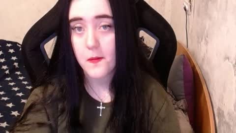 Snapshot of show_for_you chatting on 01.16.25 show_for_you online show from 01.16.25