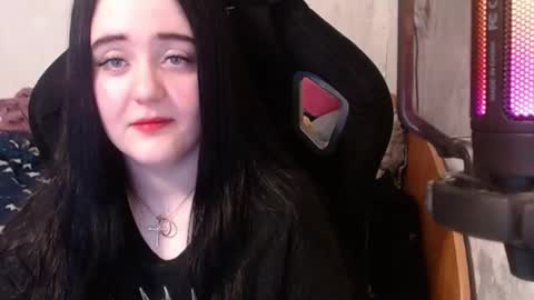 Snapshot of show_for_you chatting on 03.12.25 show_for_you online show from 03.12.25